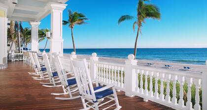 Beautiful Views From An OCEANFRONT Guestroom in Pelican Grand Beach Resort