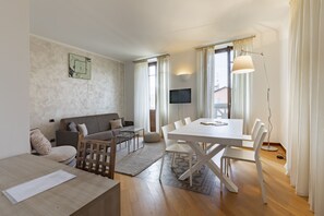 Apartment | 2 Schlafzimmer, Bügeleisen/Bügelbrett, kostenloses WLAN