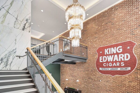 Interior - The Founders Suite. 5 Minutes to I65! (Cullman)