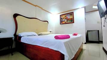 Deluxe-Vierbettzimmer | Schallisolierte Zimmer, Bügeleisen/Bügelbrett, kostenloses WLAN