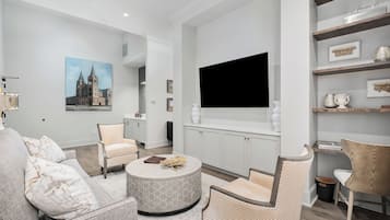 Smart TV, books