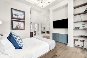 1 bedroom, bed sheets - The Lakes Suite | 5 Minutes from I65 | In the heart of Cullman (Cullman)
