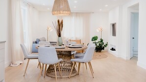 Design Suite | Makan dalam bilik
