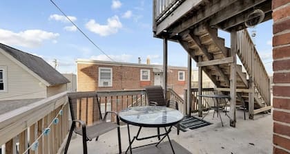 Great condo 2.5 blocks from the boardwalk very clean with upgraded appliances