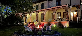 Historic Downtown Seneca Falls Apartment