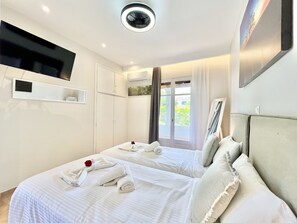 1 bedroom, free WiFi, bed sheets