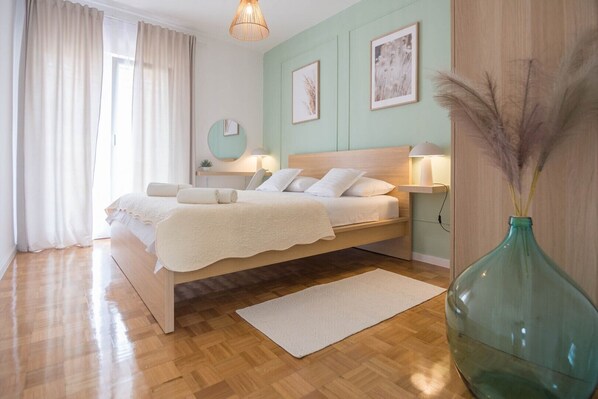 3 bedrooms, WiFi, bed sheets