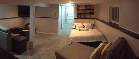 1 bedroom, iron/ironing board, WiFi, bed sheets