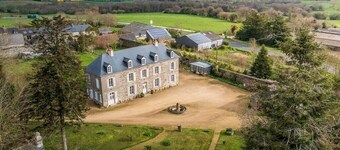 The Coachman’s House in Pleyber-Christ