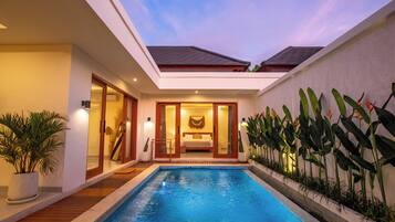 屋外プール、温水プール