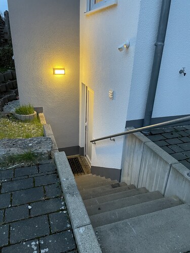 Gemütliche 2-Zimmerwohnung, 11 Minuten zur Messe Frankfurt