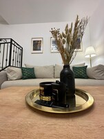 Deluxe Studio | Living area | 80-cm Smart TV with digital channels, fireplace