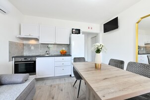 經典開放式客房 | 私人廚房 | 大型冰箱、微波爐、爐台、義式濃縮咖啡機