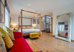 1 bedroom, iron/ironing board, travel crib, free WiFi