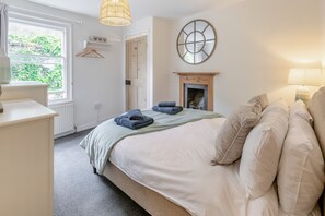 2 Schlafzimmer, Reisekinderbett, kostenloses WLAN, Bettwäsche