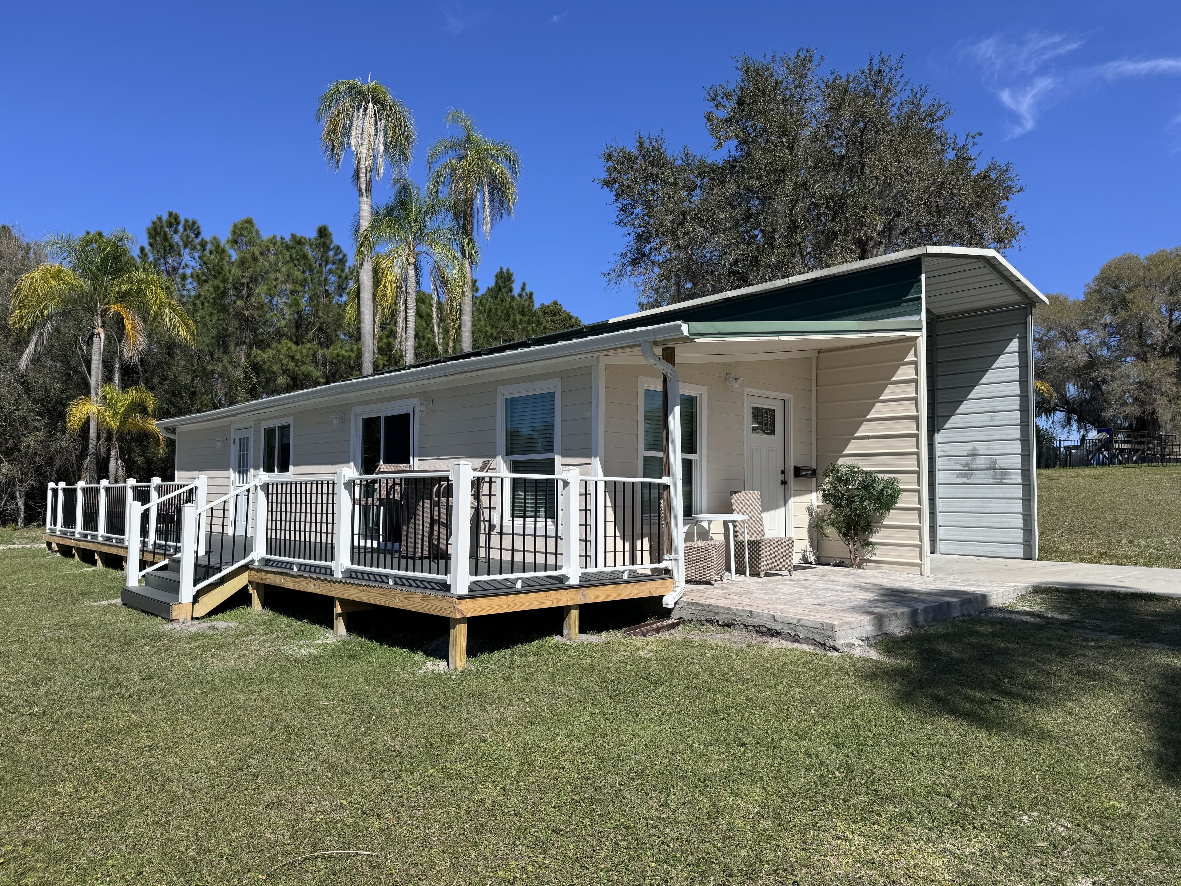 Private! Near De Leon Springs, Daytona, Deland, St. Augustine & More!