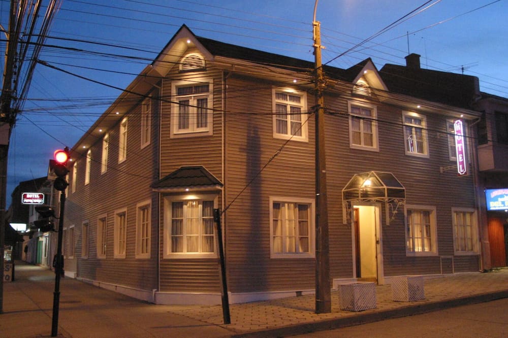 HOTEL MERCURIO