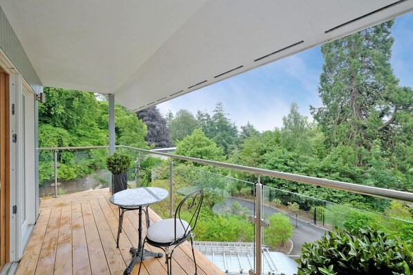 3 bedrooms - Stunning Family Home in Cults Aberdeen (Aberdeen)