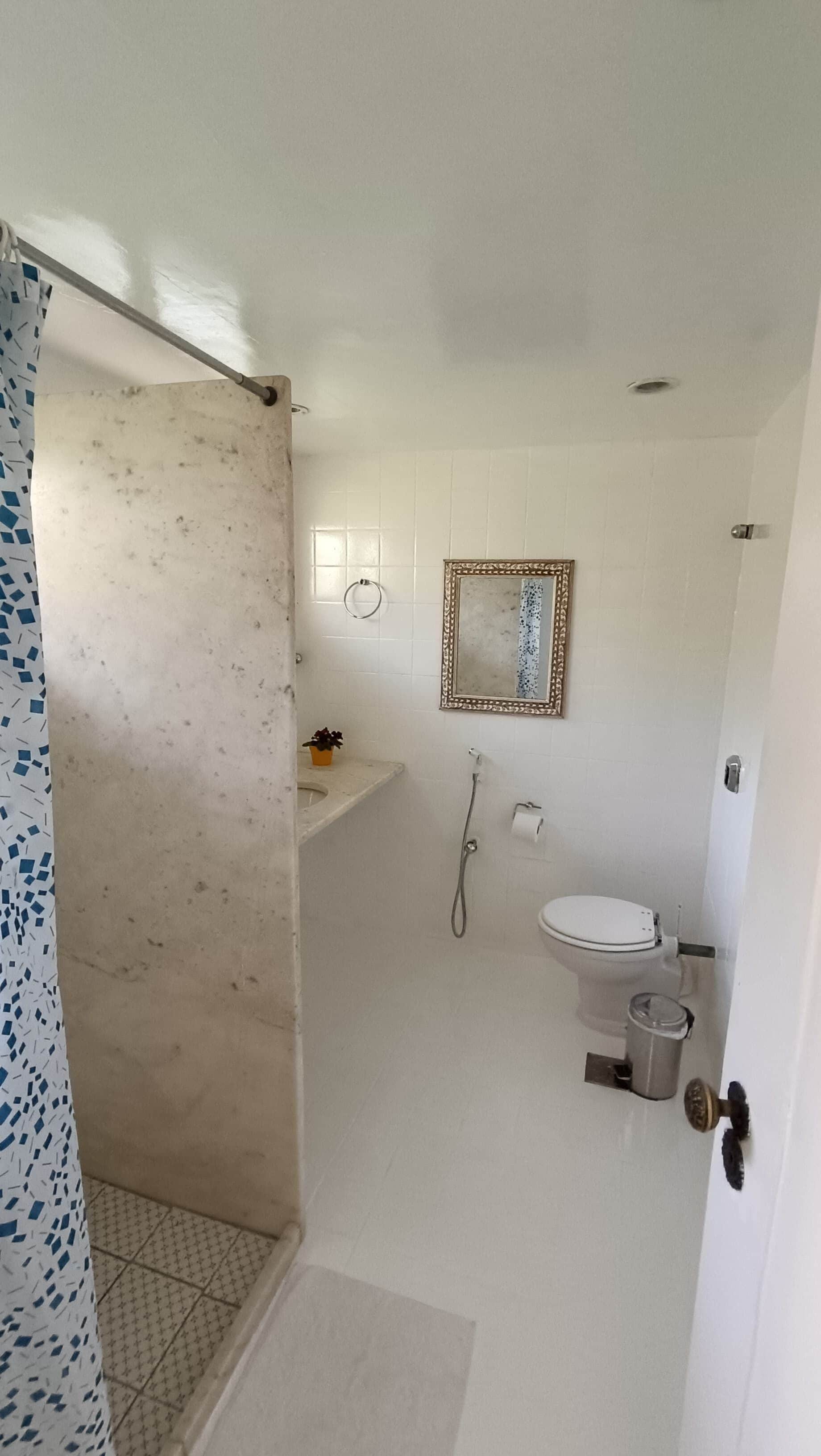 标准双人房, 1 张双人床, 山景 | 浴室 | 淋浴设施、毛巾