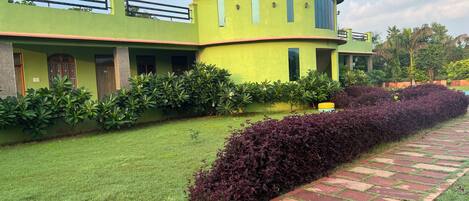 Fachada de la propiedad