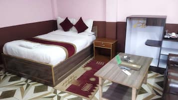 Deluxe Double Room, Garden View | Free WiFi
