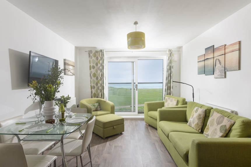 17 Astor Court, Newquay - An Apartment That Sleeps 4 Guests In 2 Bedrooms - Newquay