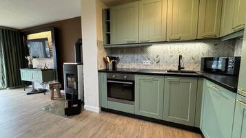 Fridge, microwave, oven, dishwasher