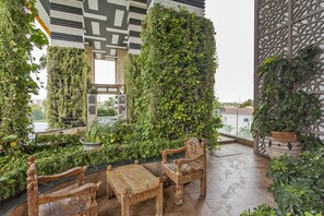 Terrace/patio - Riviera Apartments-100m to Jomtien Beach (Pattaya)