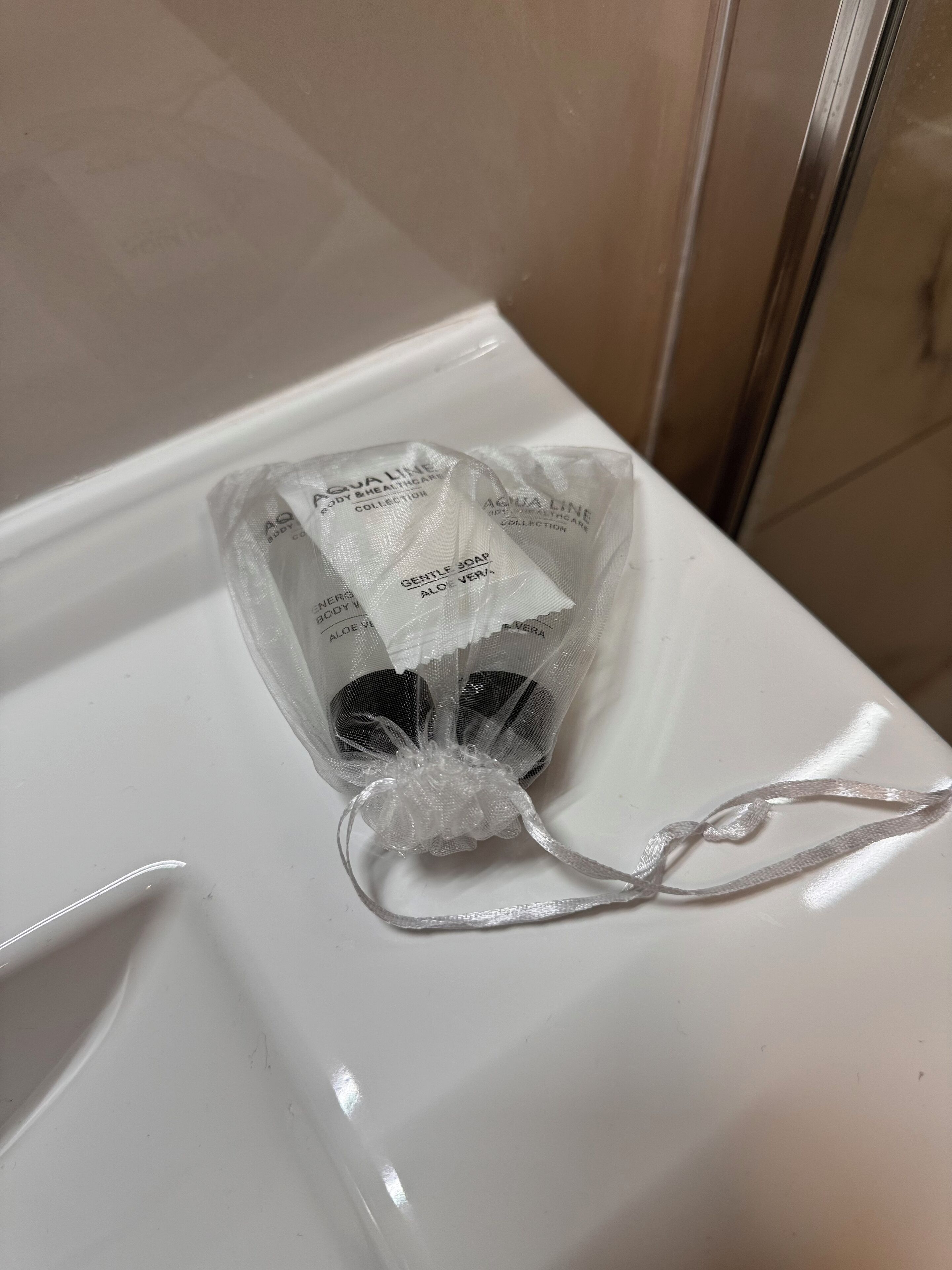 Bathroom amenities