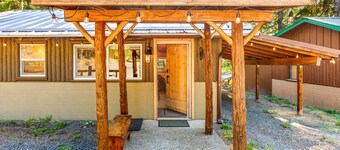 Half-pipe Hideaway in Packwood