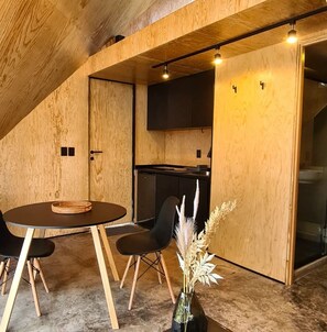 Deluxe Cabin, Non Smoking, Mountainside | Private kitchen | Fridge, oven, dishwasher, coffee/tea maker