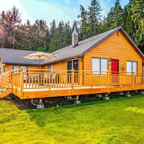 House | 3 bedrooms - Cornet Bay Cottage in Oak Harbor (Oak Harbor)