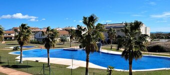 Espectacular Chalet Adosado Para Vacaciones en Panorámica Golf Sant Jordi