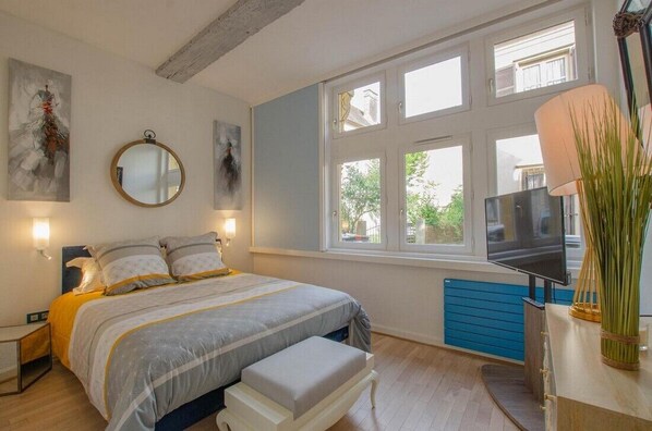 1 bedroom, iron/ironing board, free WiFi, bed sheets