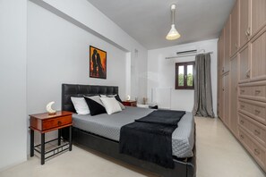 3 dormitorios, tabla de planchar con plancha, wifi y ropa de cama