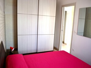 Casa, 1 habitación, para fumadores, vista al jardín | 1 habitación 