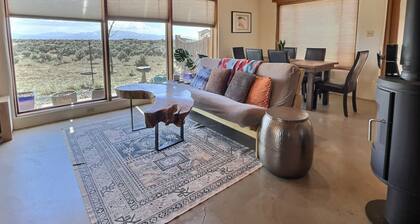 Adobe Tranquillo Mountain Views