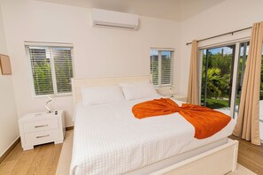 3 soveværelser, pengeskab på værelset, strygejern/strygebræt