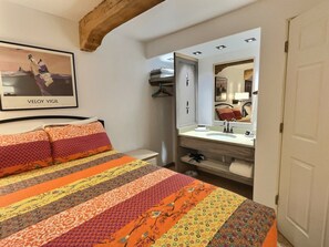 1 chambre, Wi-Fi gratuit, draps fournis