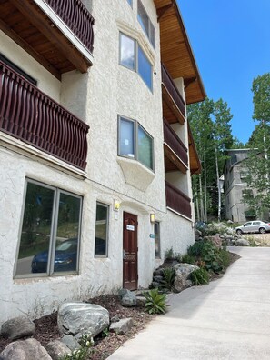 Exterior - The Perch at Powderhorn (Taos Ski Valley)