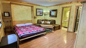 1 bedroom, free WiFi, bed sheets