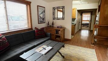 Smart TV, DVD player