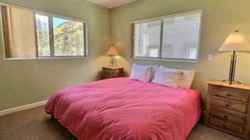 2 chambres, Wi-Fi gratuit, draps fournis