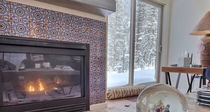 Beautiful Mountain Top Two-Bedroom