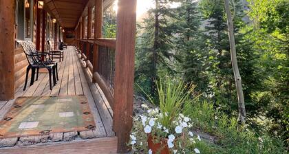 Modern Mountain Hideaway