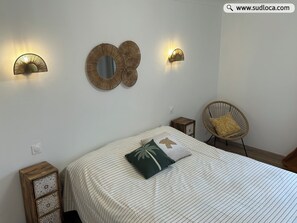 1 bedroom, desk, iron/ironing board, free WiFi