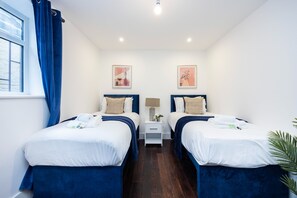 4 bedrooms - Stylish Block Of Apartments By AV Stays Croydon (Croydon)