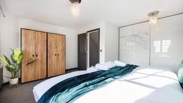 House | 4 bedrooms, Internet