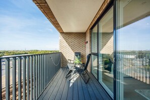 Apartment | 2 bedrooms, Internet - Newly Built 2 Bed Apartment By London City Airport (London)