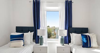 New Built House In Kent Sleeps 7